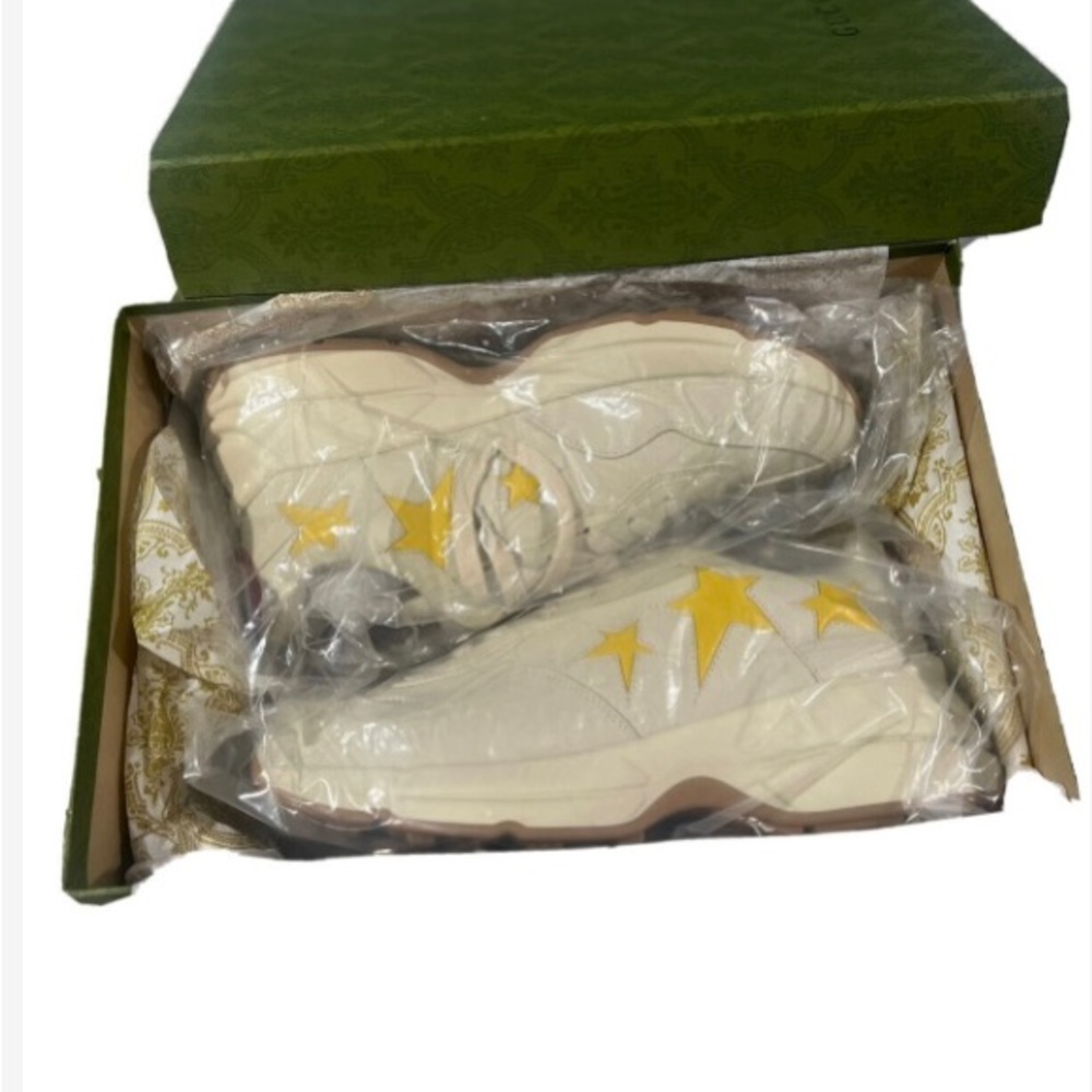 Pre-owned Rython Stars In Ivory/yellow Gucci - Picture 2 of 3